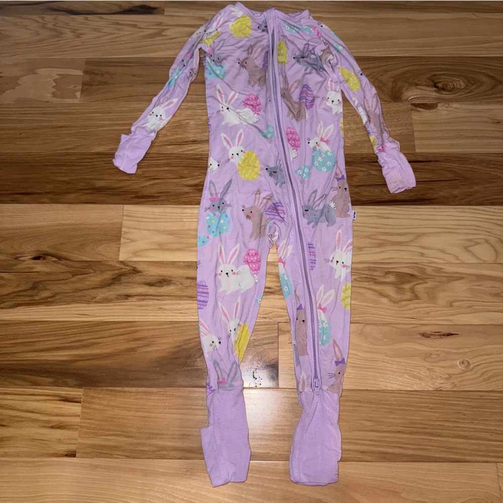Little Sleepies Zippy {Lavender Hoppy Days}
